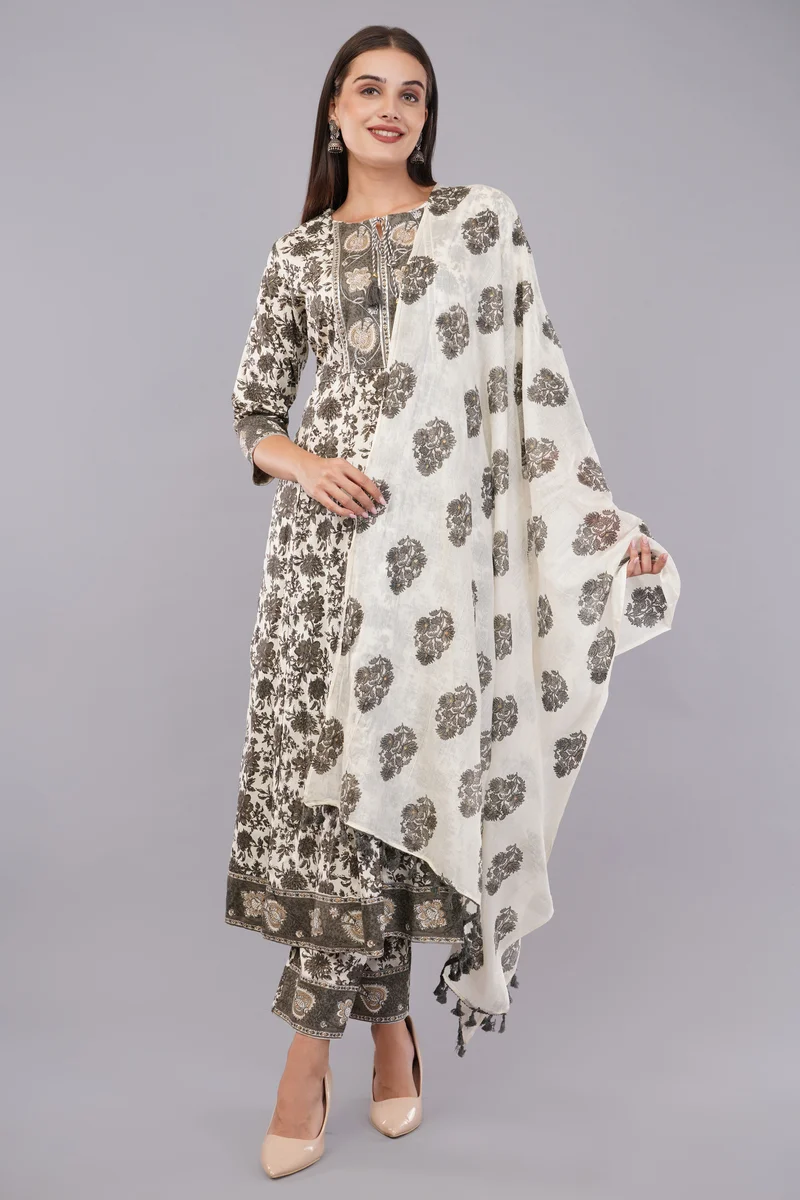 Vaidahi's Luxe Lace Look: Cotton Kurti Set with Embellished Neck & Dupatta