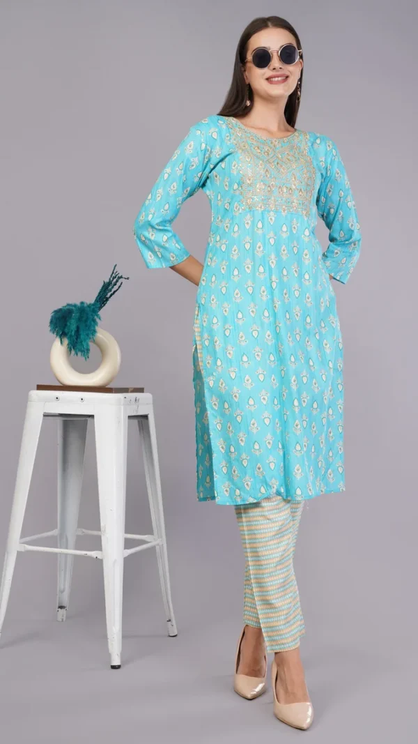 Vaidahi's Artisan Adorned: Round Neck Kurti with Embellished Cotton